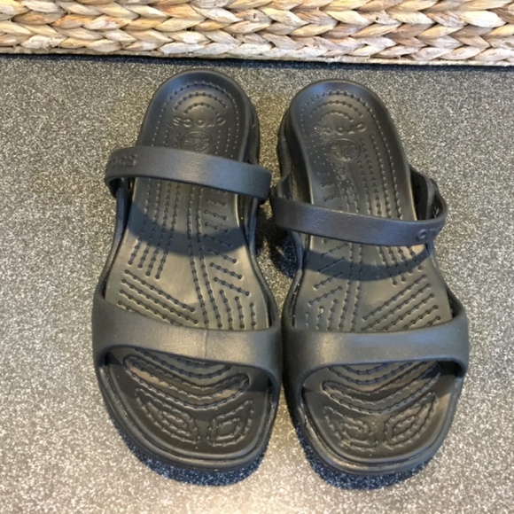 CROCS Black Women's Sandals - Picture 10 of 12